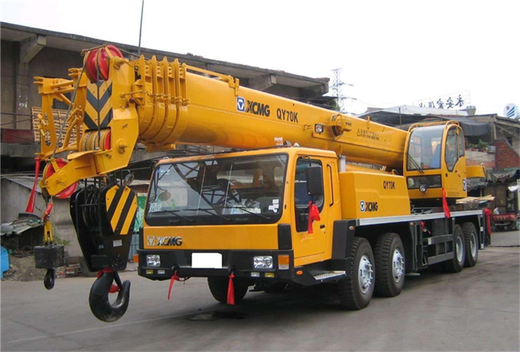 丹寨县吊车出租选择重点